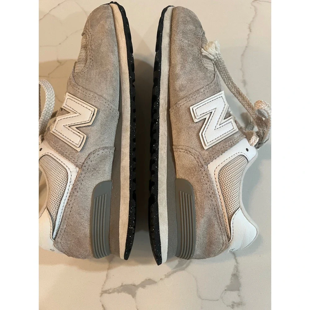 New Balance 574 Kids Grey White Suede Mesh Sneakers PC574EVW Size 3Y